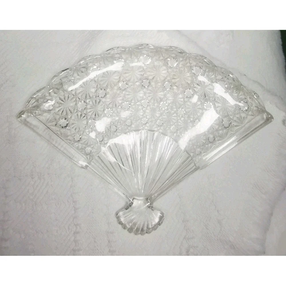 Vintage Avon 1970's Hostess Fancy Crystal Fan  Soapdish/Trinket Fragranced Soap